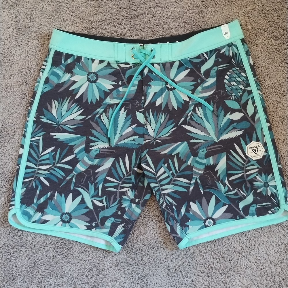 VISSLA Men's Tropical Print Surfing Board Shorts size 34